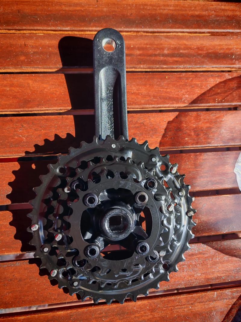 Kliky- Prowheel SUOLO 901, 40-30-22T, 175mm, 4 hran + levá samostatná FORCE NINE3.2 Al 175 m