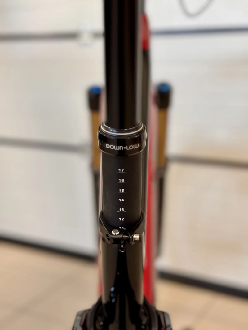 sedlovka Cannondale Downlow 34,9 mm, zdvih 200 mm