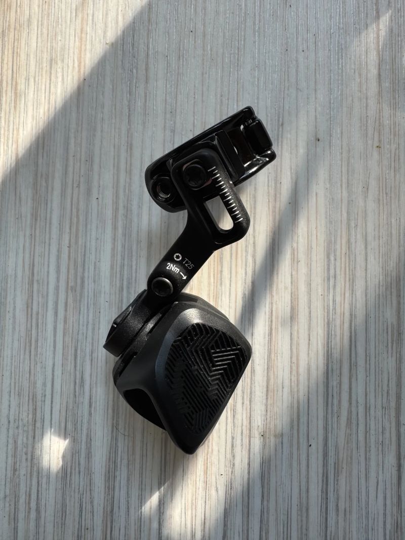 SRAM AXS POD Rocker ovladač + MMX objímka