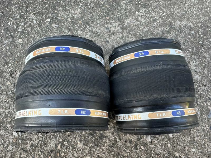 Panaracer Gravelking Slick TLR 622x40 černé 2 kusy, zánovní