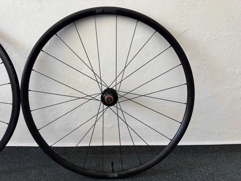 Zapletená kola DT Swiss 470 ořech XDR centerlock