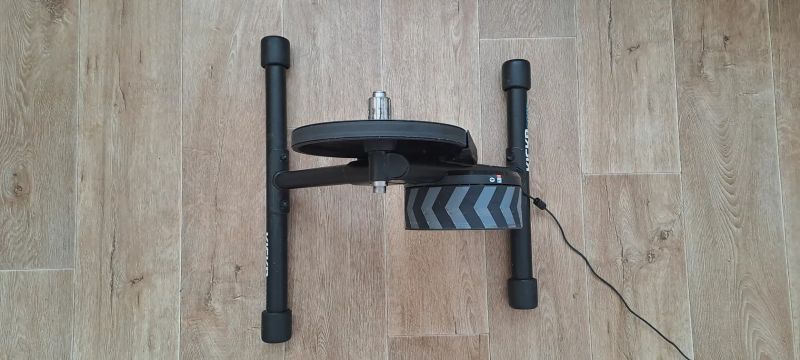 Chytrý trenažér Wahoo Kickr Core 1