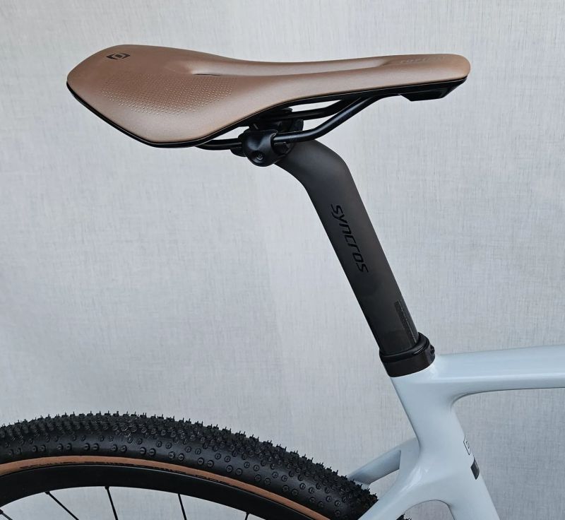 SCOTT Addict Gravel 20 AXS 2024/2025 – moderní závodní karbonový gravel - NOVÝ