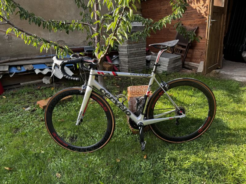 Cervélo R3 Ultegra rim