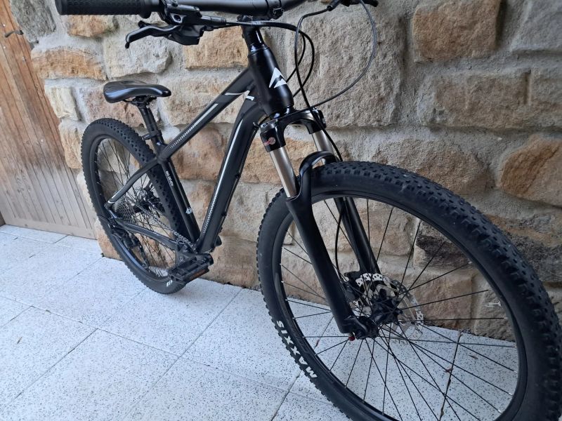Merida Big seven 400 27,5/S vzduch.vidlice, Deore 1x10, lehké! 