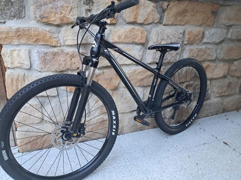 Merida Big seven 400-S/27,5 vzduch.vidlice, Deore 1x10, lehké! 