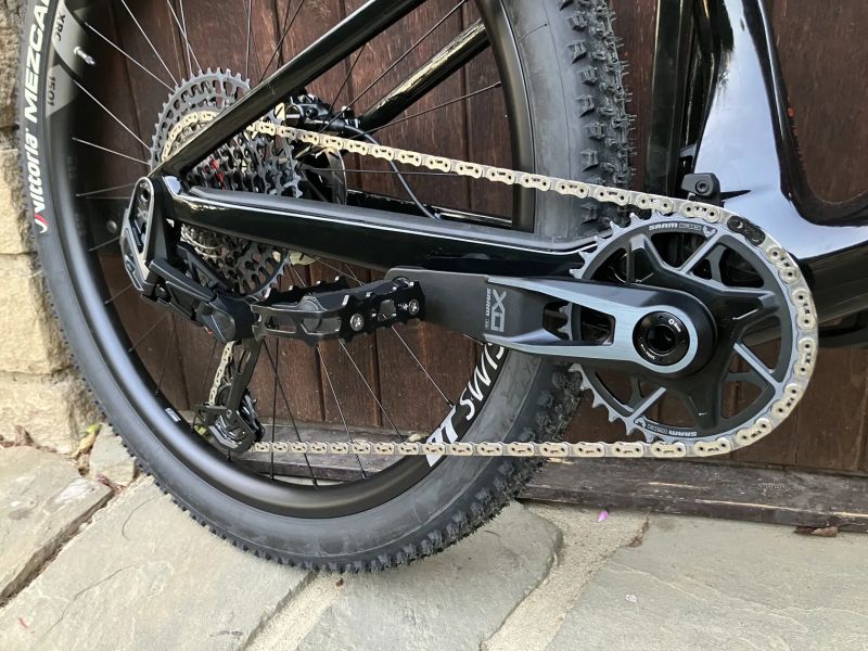 Nové BMC Fourstroke 01 ONE, flashfire