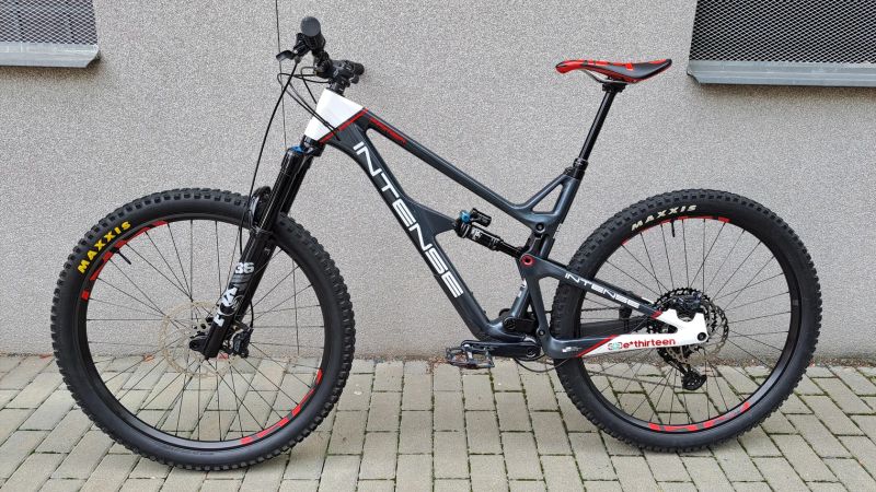 Prodám - Intense Primer 29 - XL, karbon