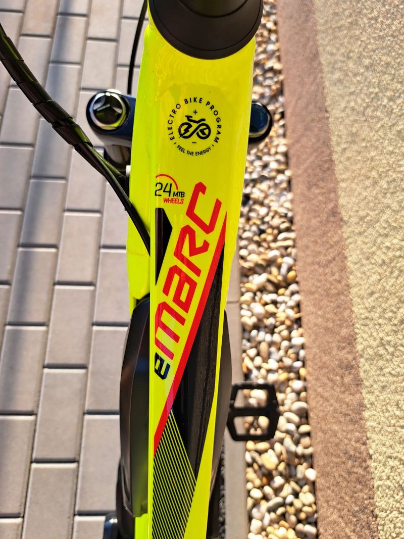 Dětské elektrokolo KELLYS eMARC SH 24" 418 Wh