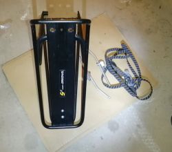 nabízím málo používané nosiče Arsenal a Force