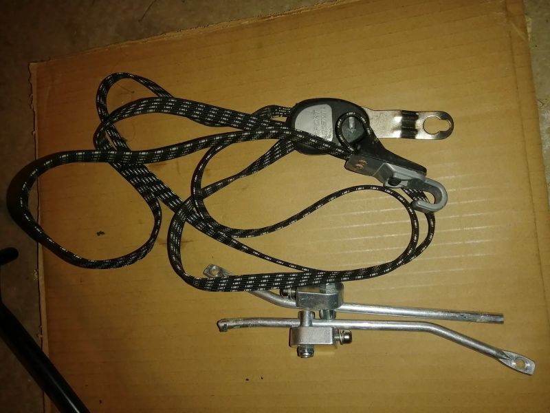 nabízím málo používané nosiče Arsenal a Force