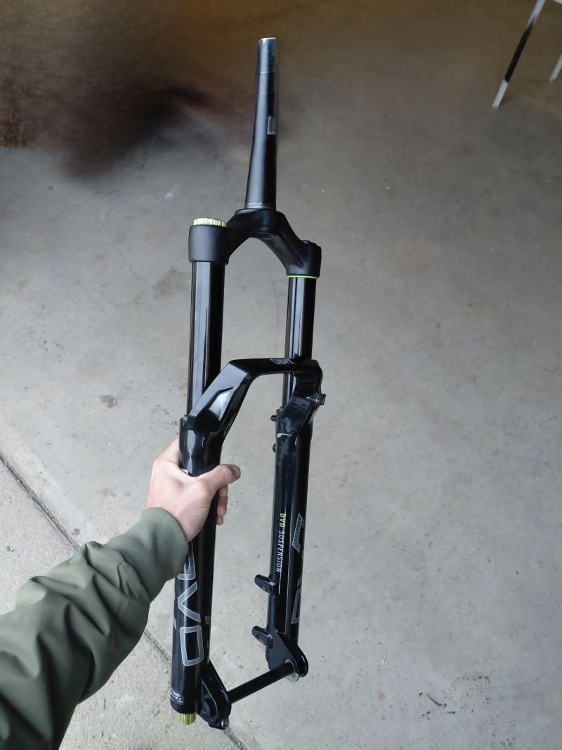 DVO Onyx 38 D1 SL 180mm