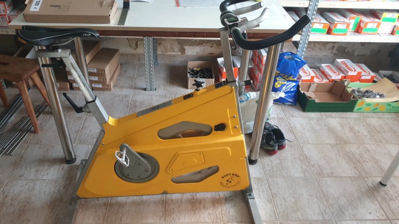 Spinningový trenažér