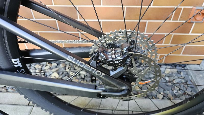 Superior iXF 9.7 Matte Carbon