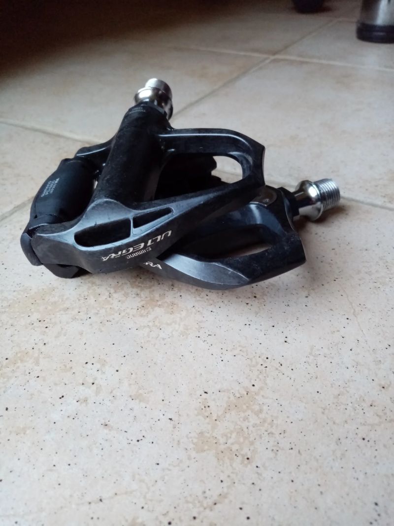 Pedály Shimano Ultegra - silniční - karbon 