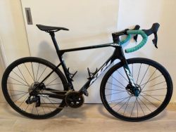 RELEVATOR ALTO ELITE AXS 2024 ( vel.M)