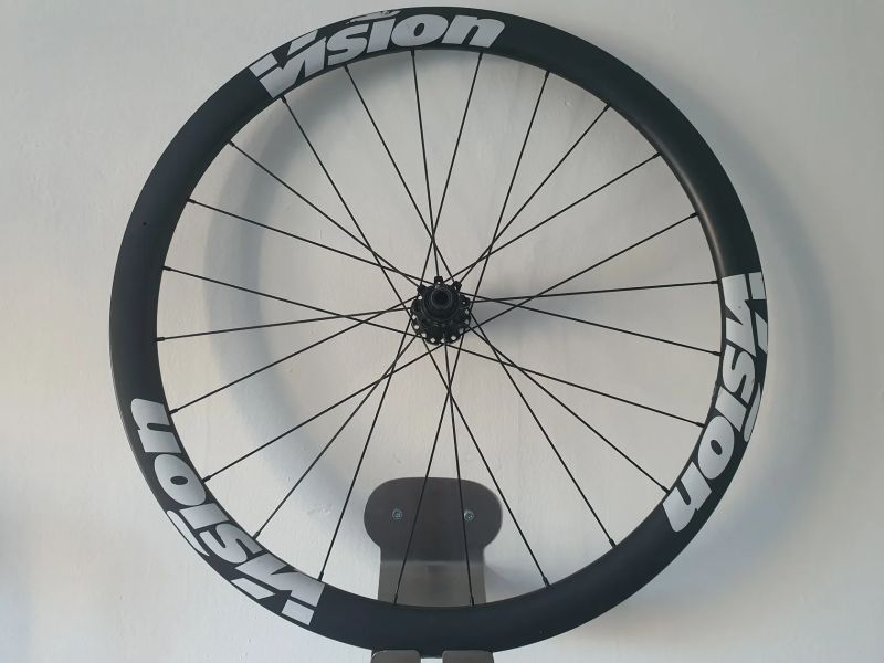 Vision Metron 40 SL Disc Center lock