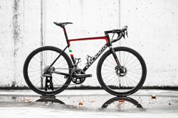 Colnago V3 Disc, Shimano Ultegra Di2 2x12 Disc, Roval Carbon C38