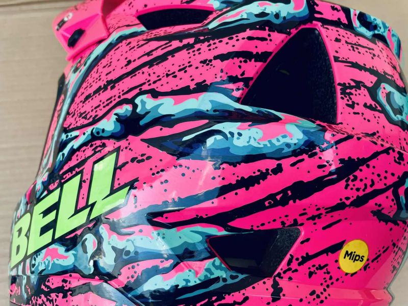 Přilba BELL SANCTION 2 DLX MIPS, Pink-Turquoise - vel. L