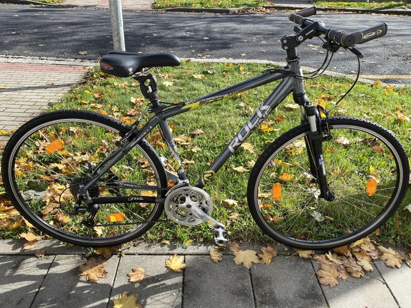 28" trekové kolo Rock Machine CROSSRIDE 500 rám M 17.5"