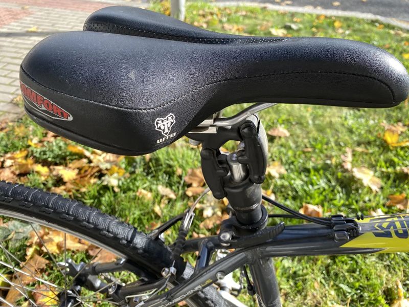 28" trekové kolo Rock Machine CROSSRIDE 500 rám M 17.5"