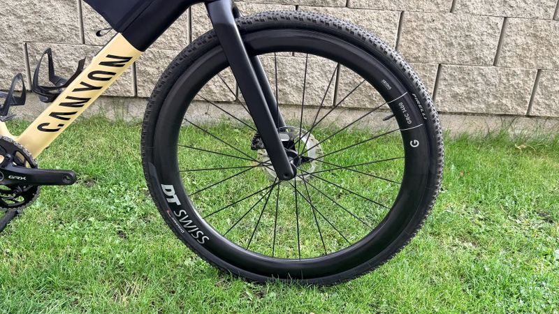 Canyon Grail CF SLX 8 Di2, Dt Swiss 1400, vel. XL, 300km najeto