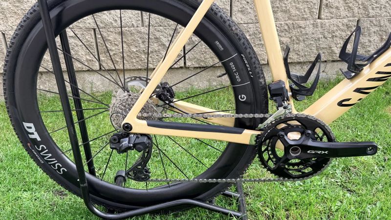 Canyon Grail CF SLX 8 Di2, Dt Swiss 1400, vel. XL, 300km najeto