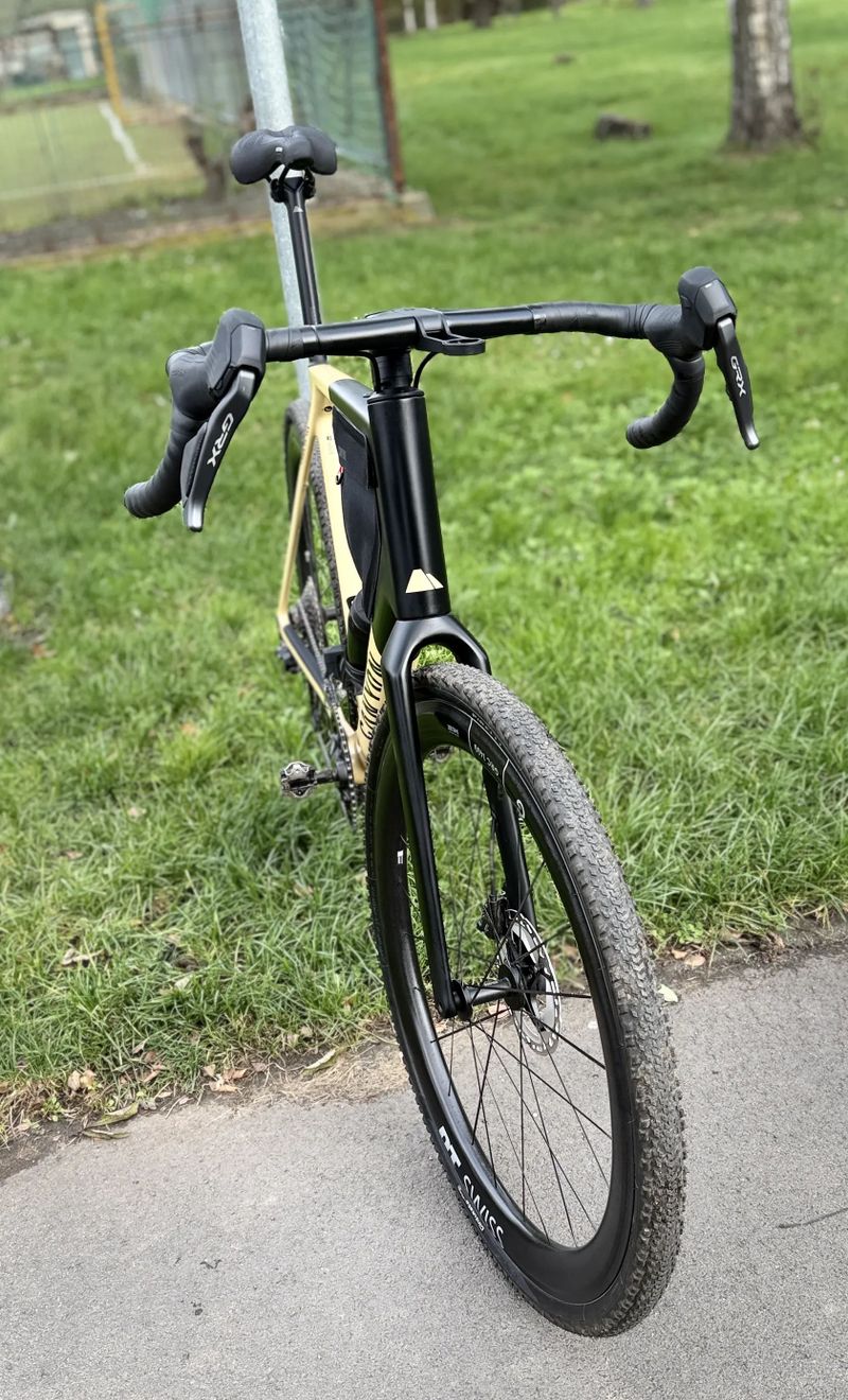 Canyon Grail CF SLX 8 Di2, Dt Swiss 1400, vel. XL, 300km najeto