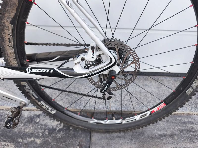 Scott Scale 20, vel.L, výbava XT