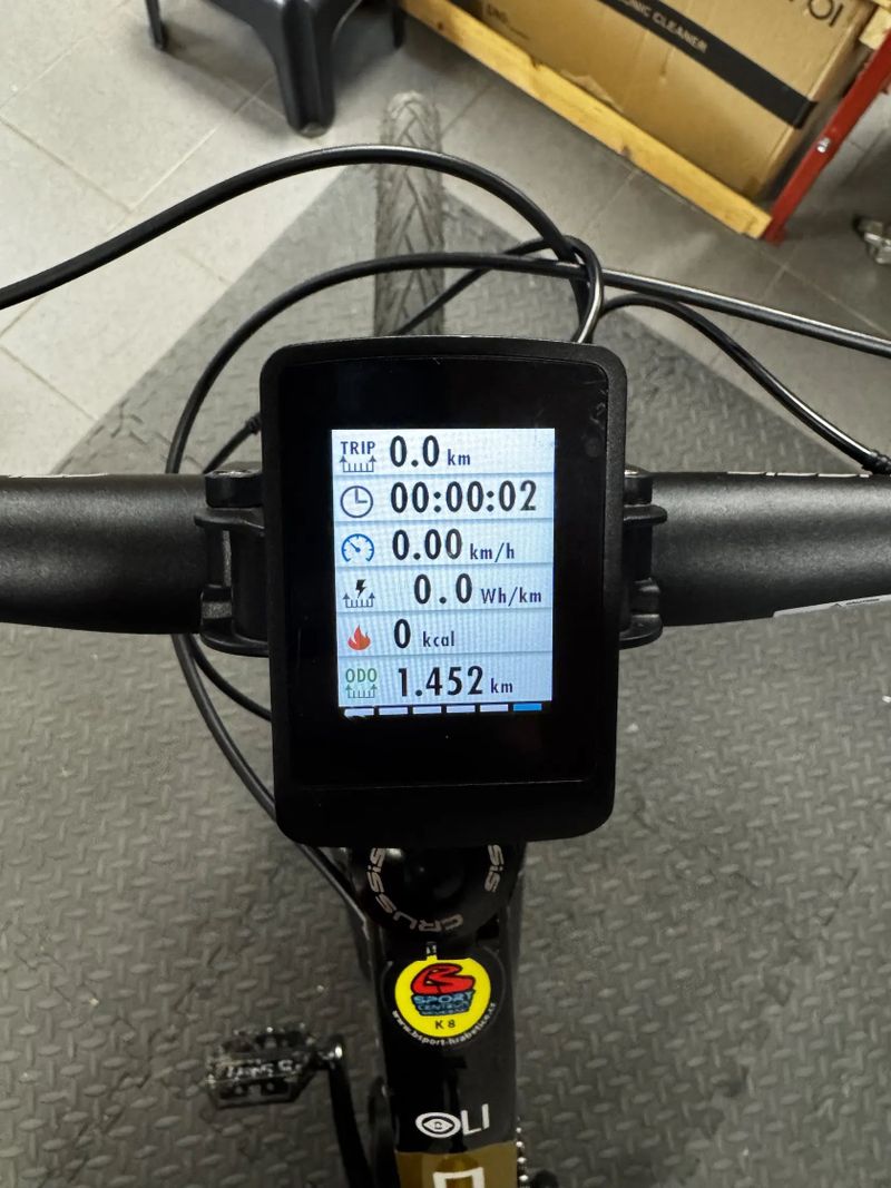 Crussis OLI Cross low 8.8-S