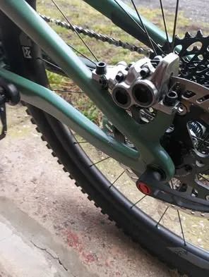 Santa Cruz Bronson V3 CC velikost :M