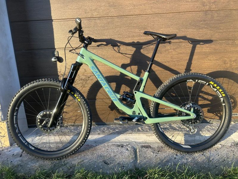 Santa Cruz Bronson V3 CC velikost :M
