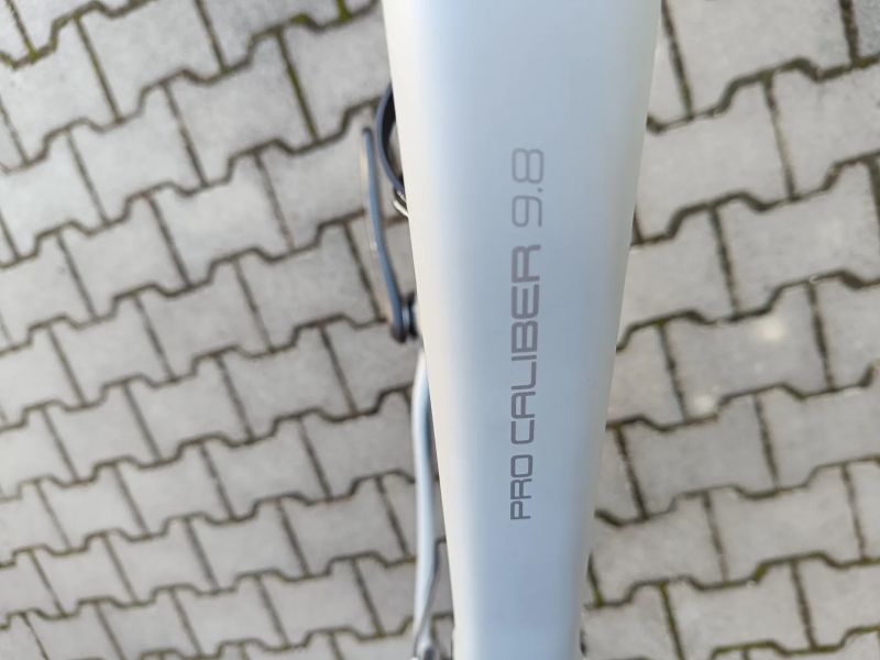 TREK PROCALIBER 9.8. - vše karbon!! ( kola, kliky, řidítka, sedlovka ) 9.9kg