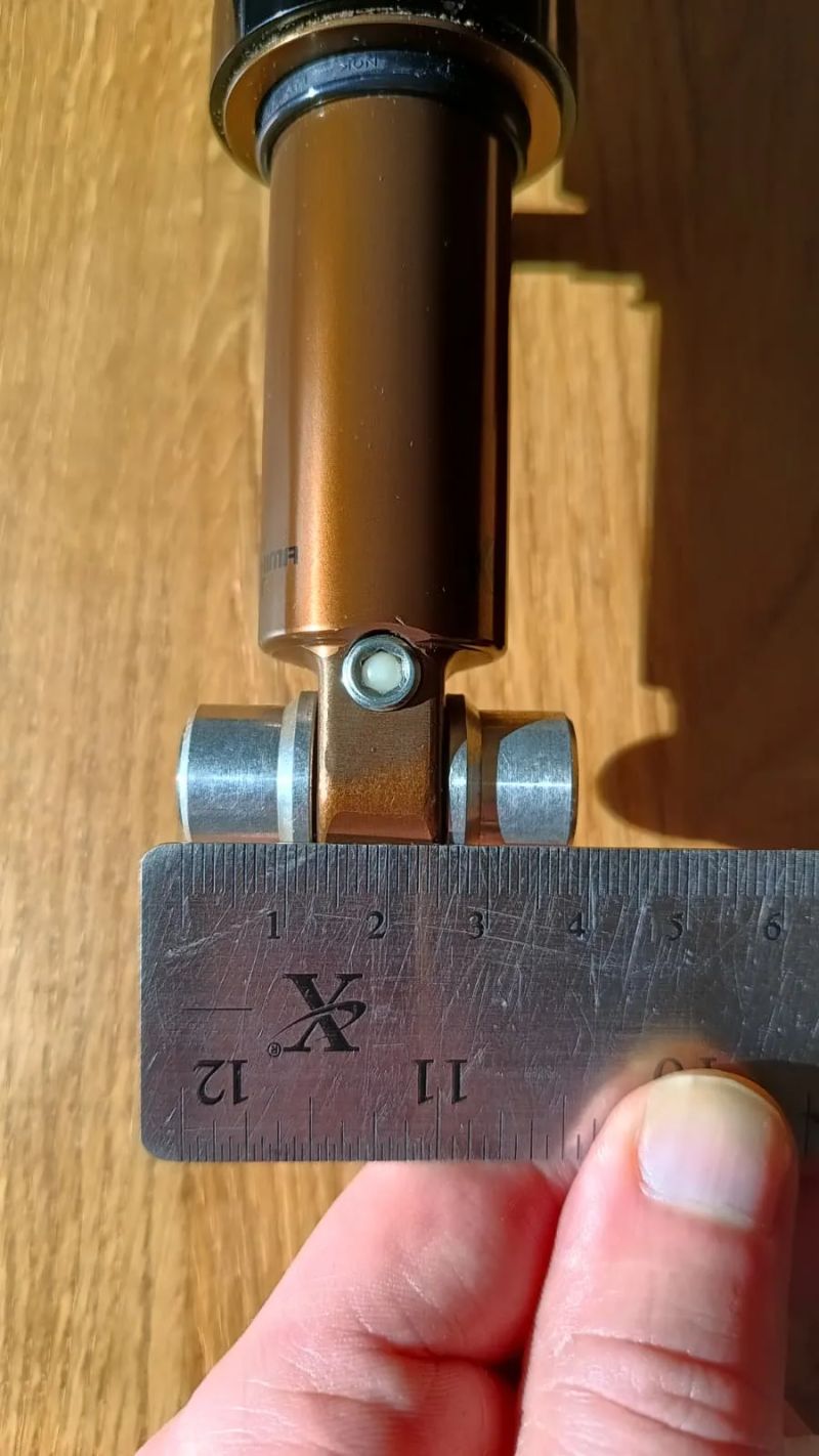 Prodám tlumič Fox Float RP2