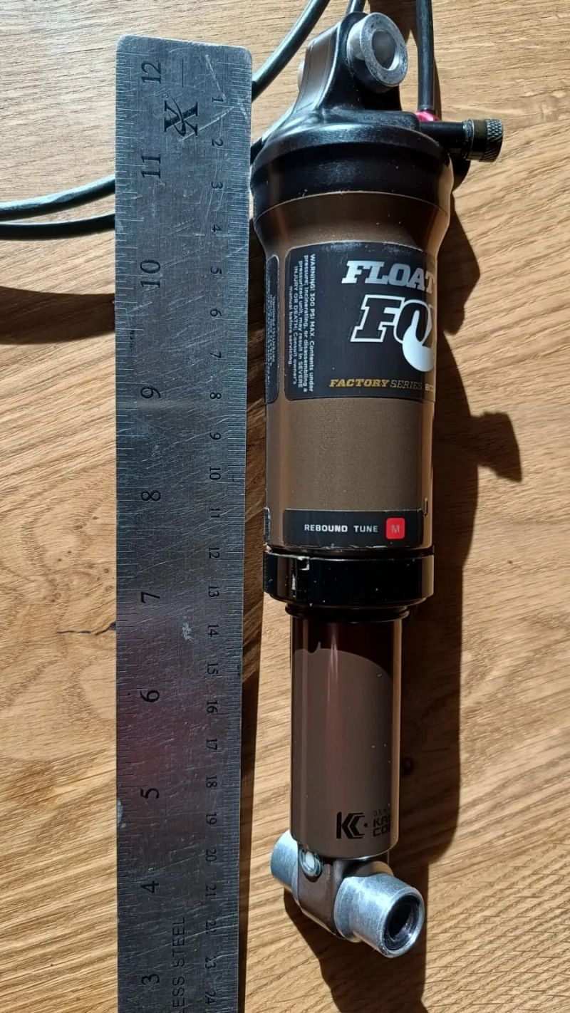 Prodám tlumič Fox Float RP2