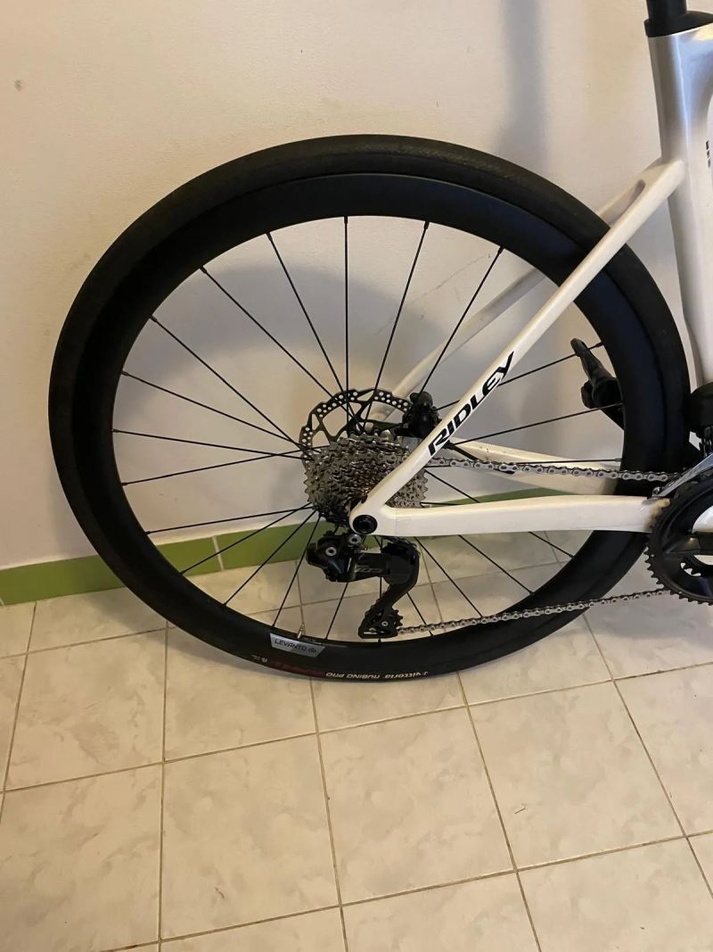 Korbonová kola Forza Levanto db 38 mm