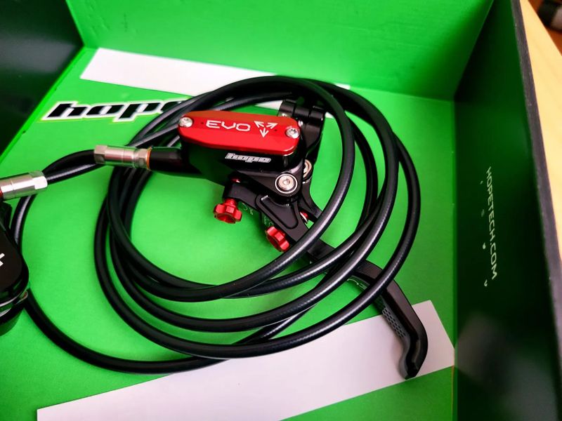 Novinka Hope Tech EVO GR4 Brake Set