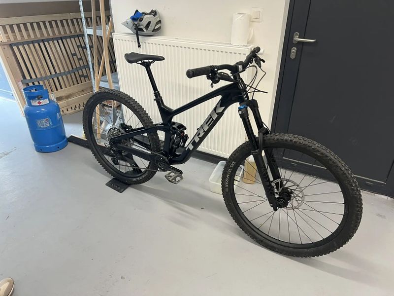 Trek Slash 9.7 5 gen