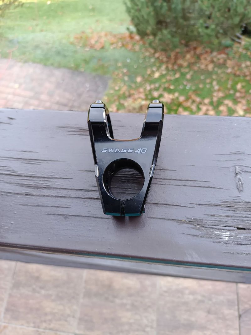 Představec AVNL Swage 40