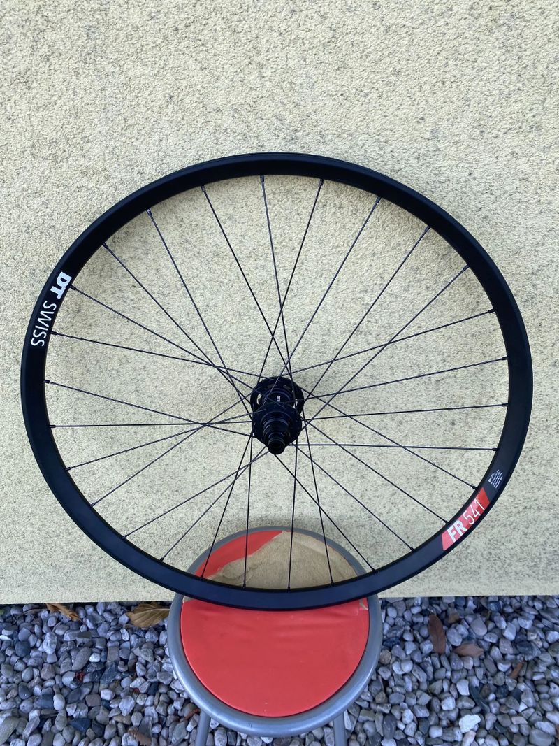 Nové ! Zadní kolo DT Swiss boost 350/FR541