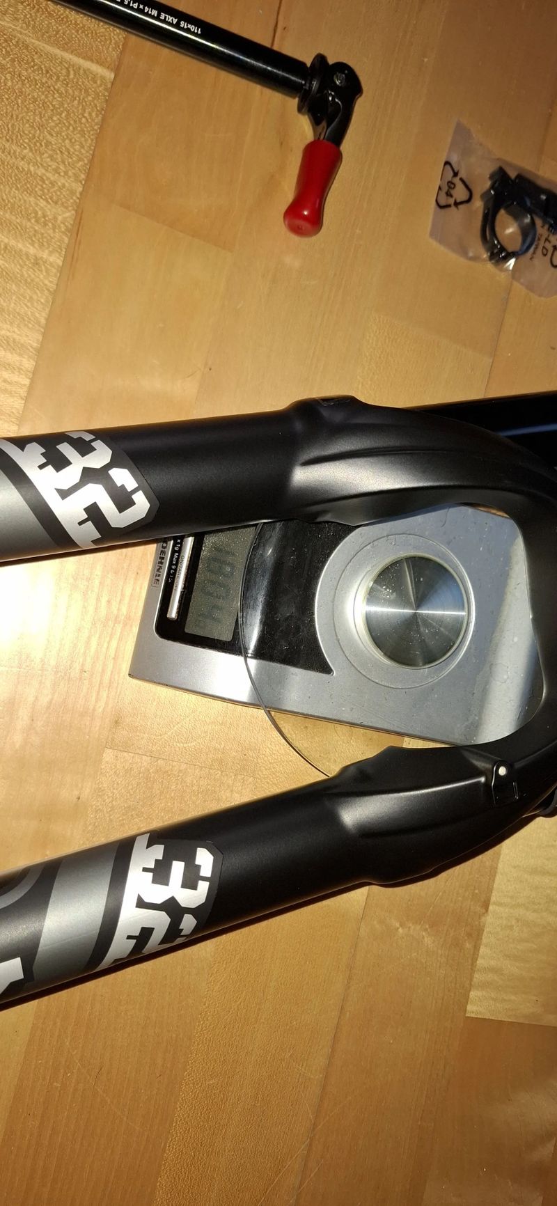 Fox Float Rythm 100 mm, boost