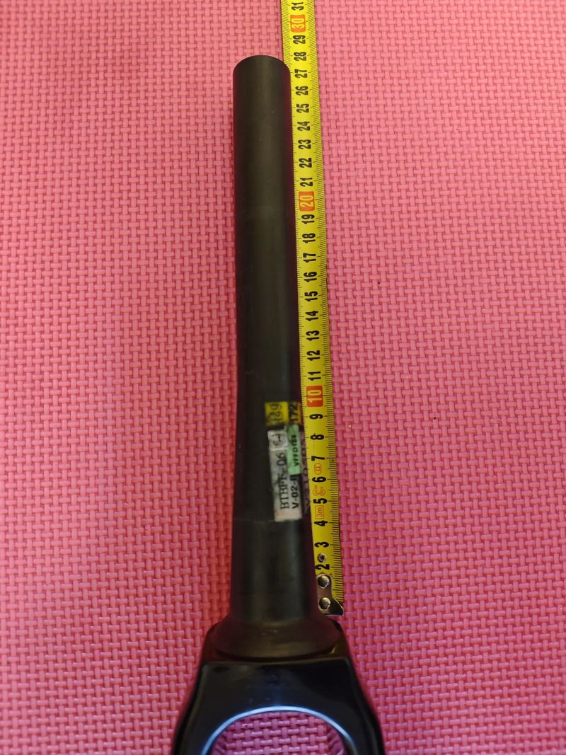 Silniční karbonová tapered vidlice Van Rysel na pevnou osu 12x100