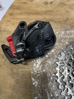 Sram rival xplr prehazovacka 44z a kazeta 10-44najeto 800km