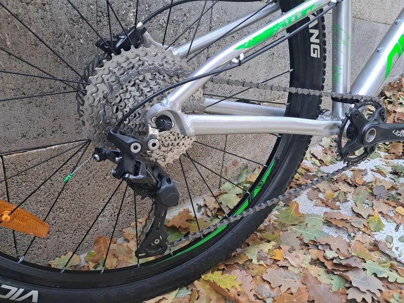 Amulet Youngster 26, lehké, jako nové!