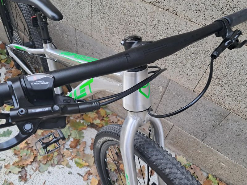 Amulet Youngster 26, lehké, jako nové!