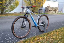 Cube Reaction C:62 Pro Carbon (M) Top Stav