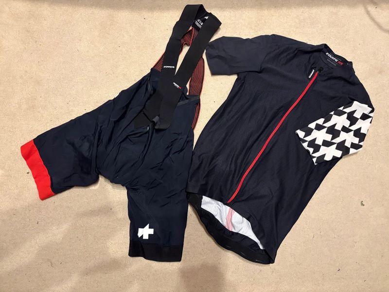 Cyklistický set Assos Equipe RS - vel. XL
