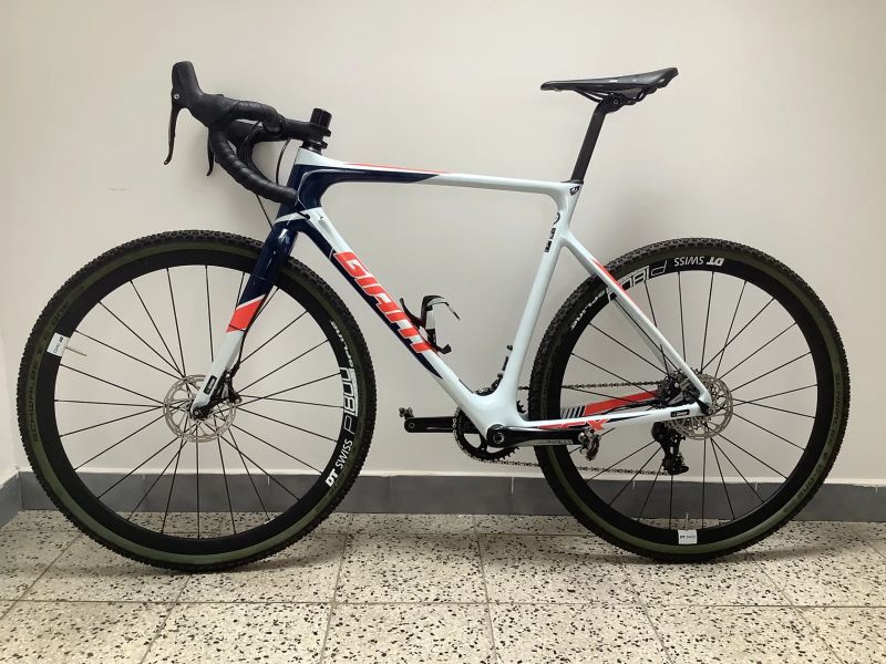 Cyklokrosové/Gravelové kolo Giant