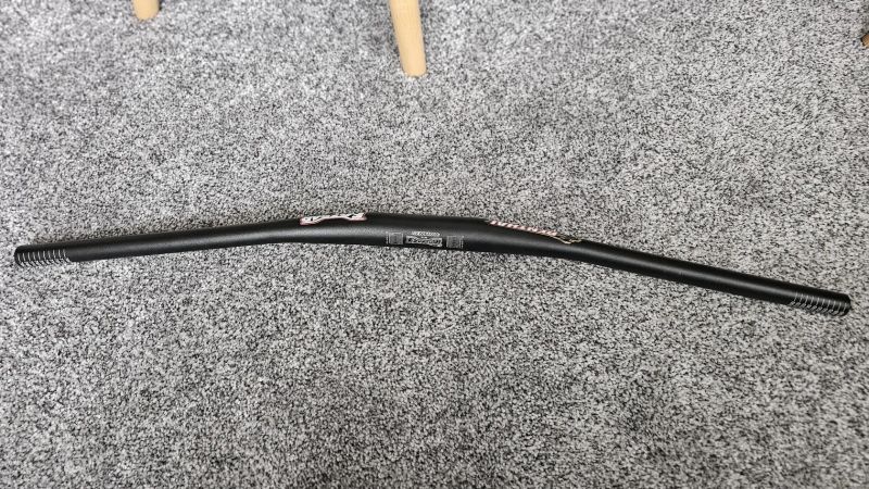 MTB řidítka Renthal Fatbar 35