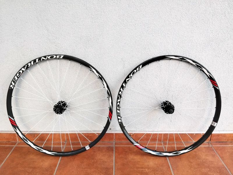 Bontrager XXX Carbon - téměř nové 